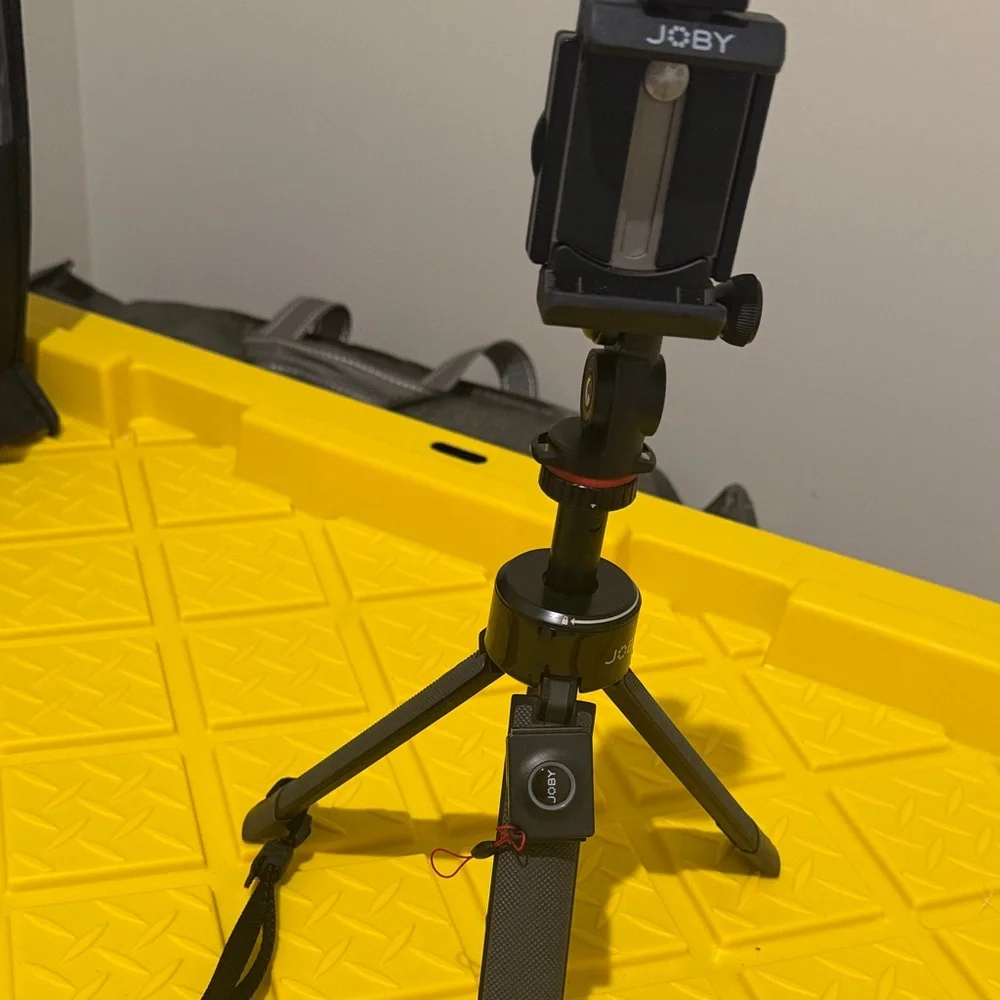 JOBY - TelePod phone holder -PRO Vlogging Tripod (no box) hardly use